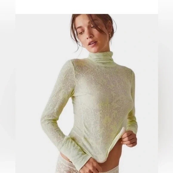 Free People Intim You & I Turtleneck Long Sleeve Top Green Floral Women's‎ Small - Picture 1 of 6